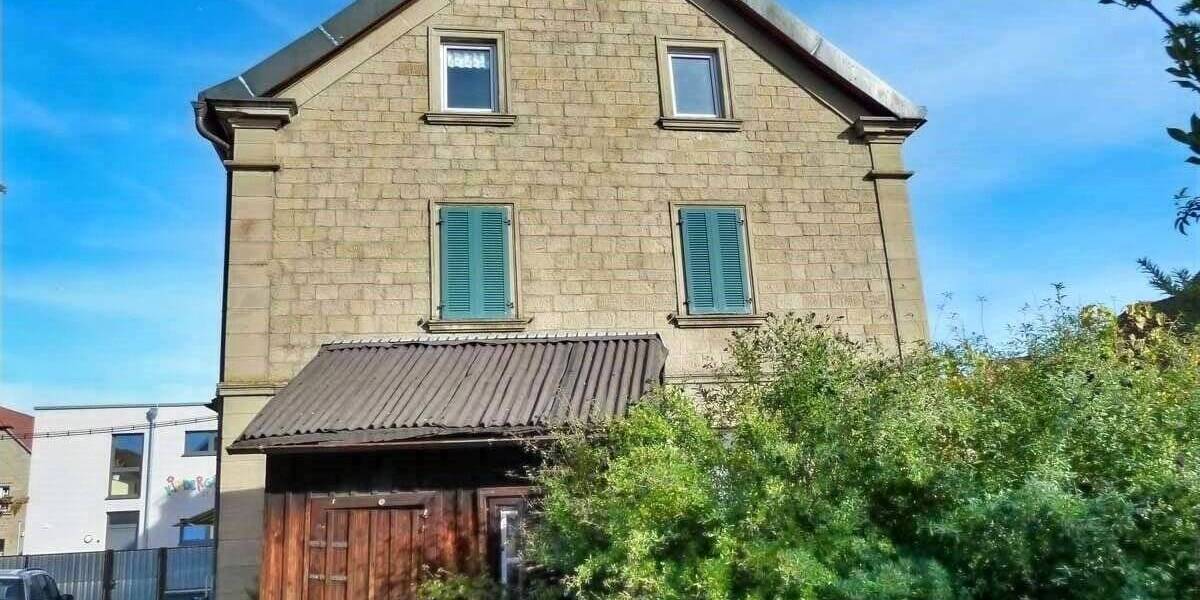 Mehrfamilienhaus, Wohnhaus Sand - 9 Zimmer, 275 m&sup2;, 275.000&euro; | Angebot:26930956