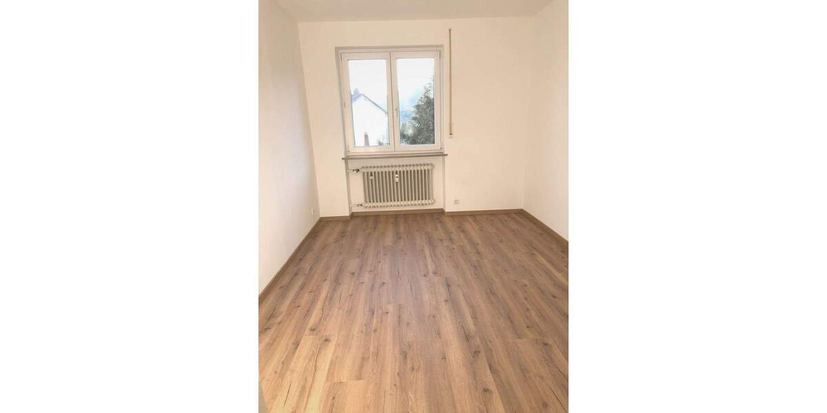 Mehrfamilienhaus, Wohnhaus Ebelsbach - 8 Zimmer, 649.000&euro; | Angebot:25695839