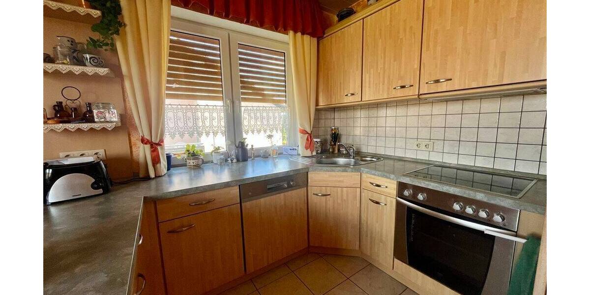 Einfamilienhaus Rentweinsdorf - 6 Zimmer, 132 m&sup2;, 295.000&euro; | Angebot:26036983