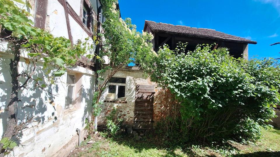 Einfamilienhaus Zapfendorf - 6 Zimmer, 150 m&sup2;, 200.000&euro; | Angebot:26739801