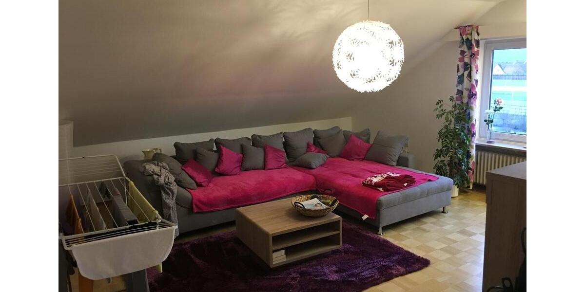 Dachgeschoßwohnung Breitengüßbach - 3 Zimmer, 90 m&sup2;, 720&euro; | Angebot:26580925