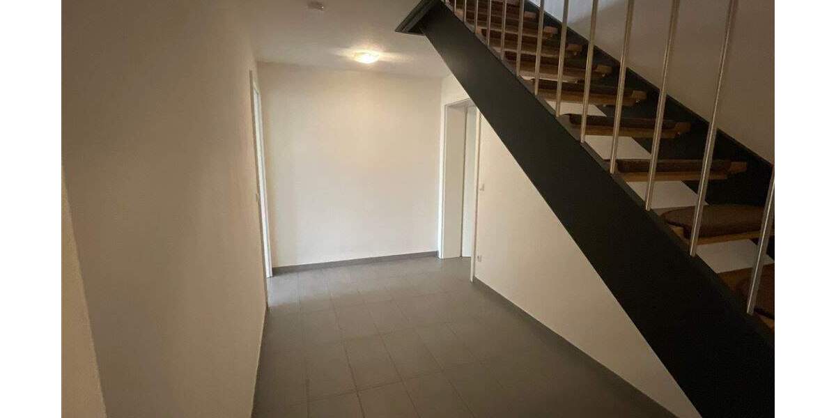 Mehrfamilienhaus, Wohnhaus Frensdorf Reundorf - 6 Zimmer, 203 m&sup2;, 475.000&euro; | Angebot:25878588