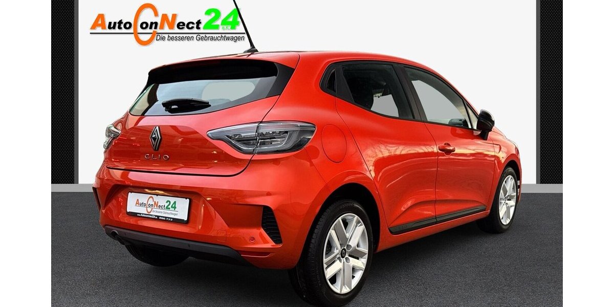 Renault Clio TCE Evolution *LED/Navi-App/Kamera/PDC/SHZG* 2.584 km 16.890 &euro; Bamberg 96052