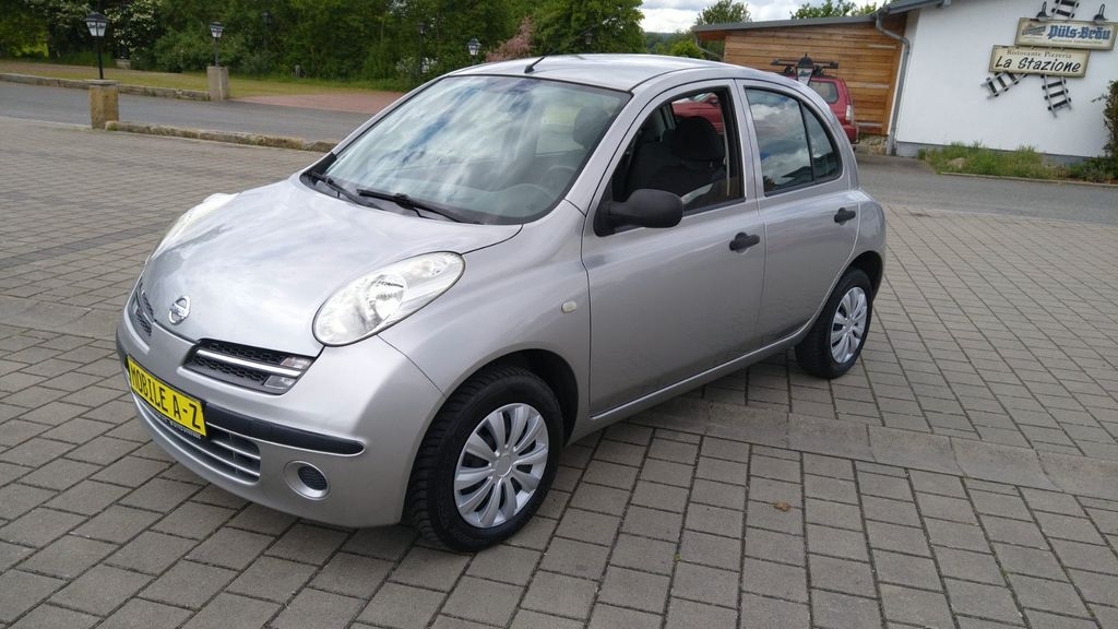Nissan Micra 74.471 km 2.400 &euro; Itzgrund 96274