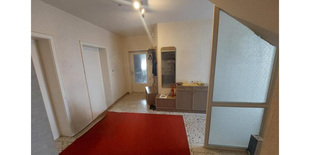 Einfamilienhaus Litzendorf - 9 Zimmer, 220 m&sup2;, 499.000&euro; | Angebot:26183086