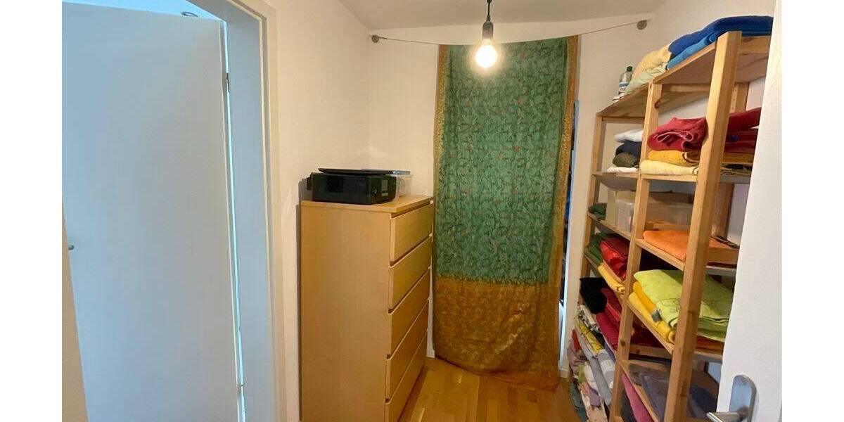 Einfamilienhaus Stegaurach - 8 Zimmer, 184 m&sup2;, 1.450&euro; | Angebot:26289657