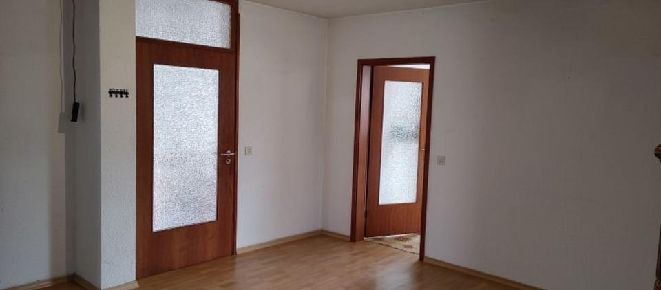 Mehrfamilienhaus, Wohnhaus Heiligenstadt in Oberfranken - 8 Zimmer, 220 m&sup2;, 350.000&euro; | Angebot:25960122