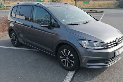 VW Touran 88.500 km 22.740 &euro; Forchheim 91301