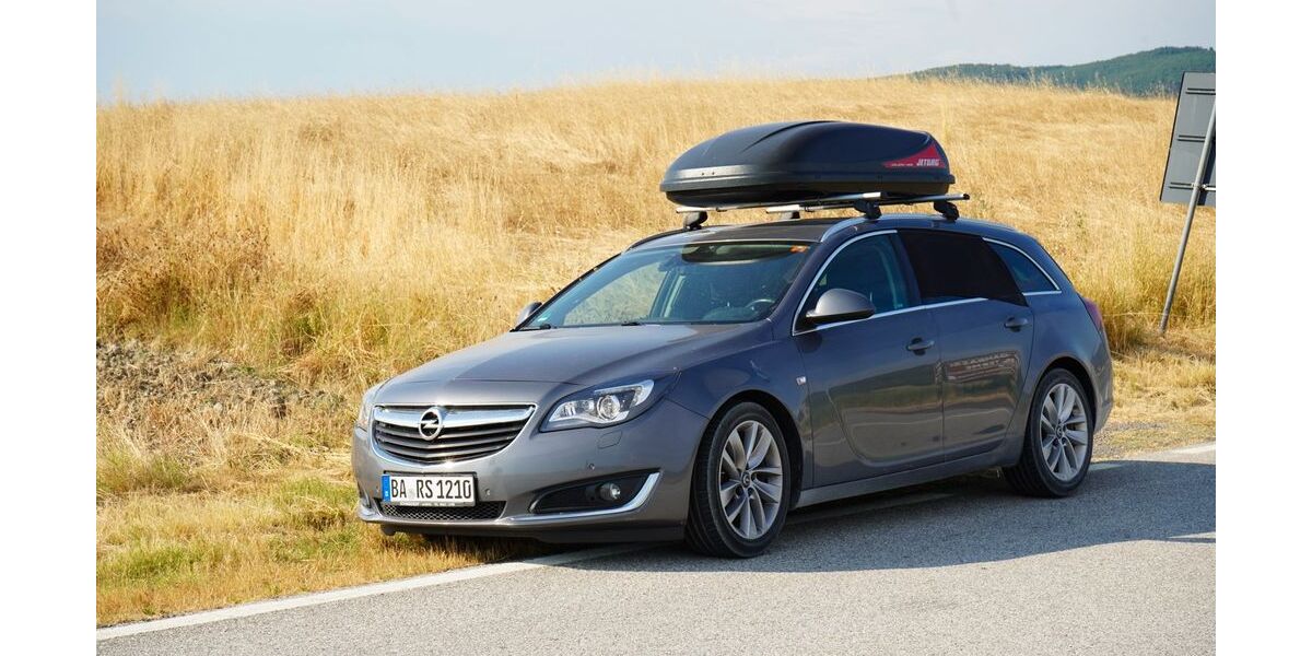 Opel Insignia 148.018 km 6.950 &euro; Stegaurach 96135