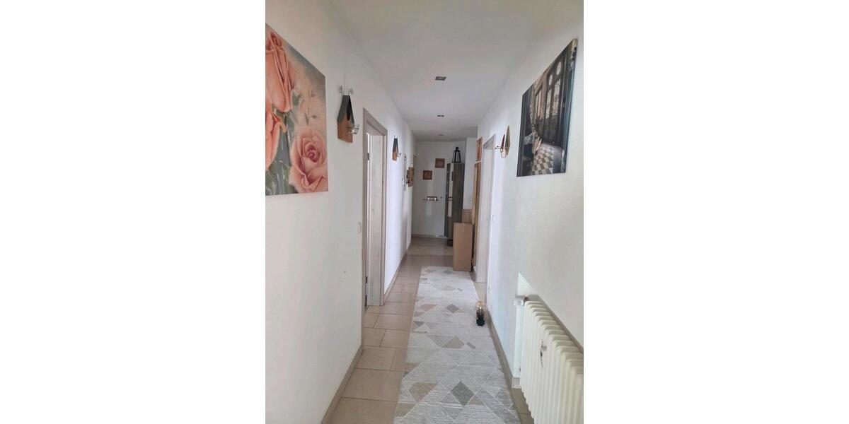 Etagenwohnung Eggolsheim - 4.5 Zimmer, 130 m&sup2;, 1.350&euro; | Angebot:25821320