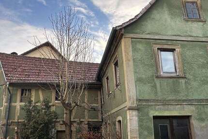 Haus Ebern - 5 Zimmer, 127 m&sup2;, 39.000&euro; | Angebot:18985403