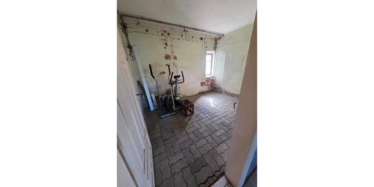 Bauernhaus, Landhaus Untermerzbach - 12 Zimmer, 160 m&sup2;, 235.000&euro; | Angebot:26192303