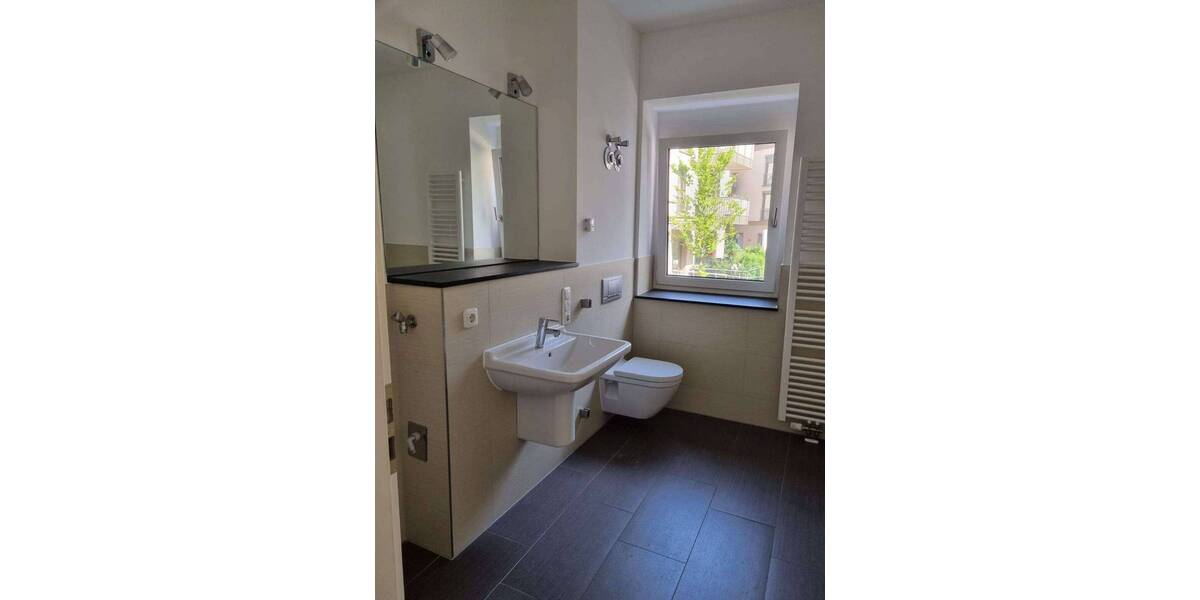 Etagenwohnung Forchheim - 2 Zimmer, 94 m&sup2;, 940&euro; | Angebot:26171225