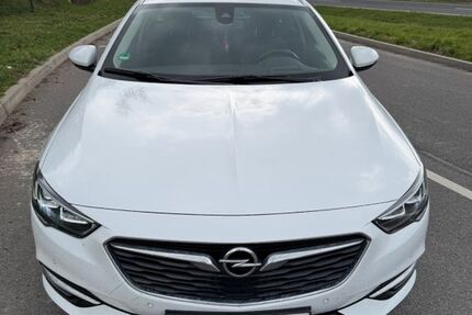 Opel Insignia 185.000 km 9.499 &euro; Ebern 96106