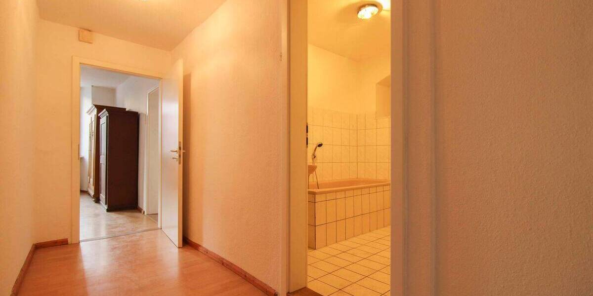 Mehrfamilienhaus, Wohnhaus Forchheim - 7 Zimmer, 198 m&sup2;, 450.000&euro; | Angebot:26827732