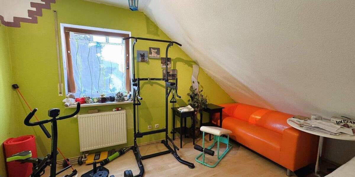 Einfamilienhaus Burghaslach - 6 Zimmer, 130 m&sup2;, 425.000&euro; | Angebot:25744156