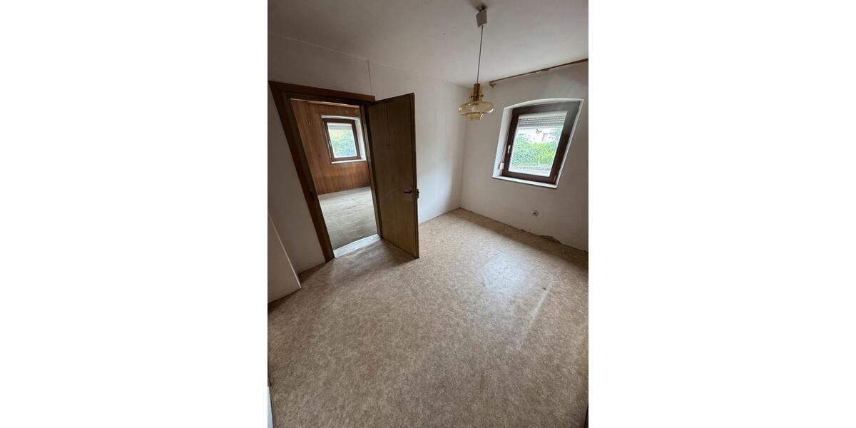 Bauernhaus, Landhaus Bamberg Gärtnerstadt - 8 Zimmer, 250 m&sup2;, 134.000&euro; | Angebot:27002001