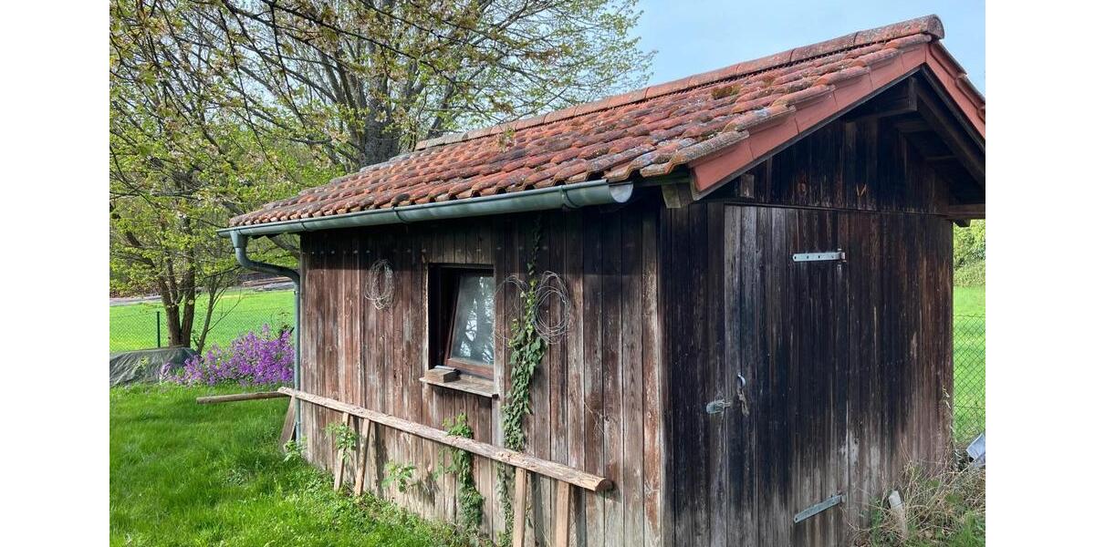 Bungalow Oberaurach - 4 Zimmer, 150 m&sup2;, 1.075&euro; | Angebot:26021977