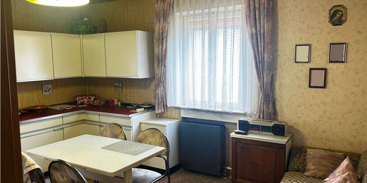 Doppelhaushälfte Eltmann - 5 Zimmer, 120 m&sup2;, 225.000&euro; | Angebot:25669814