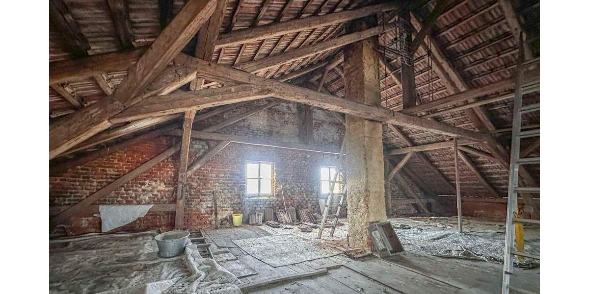 Mehrfamilienhaus, Wohnhaus Königsfeld - 1 Zimmer, 284 m&sup2;, 49.000&euro; | Angebot:25930755