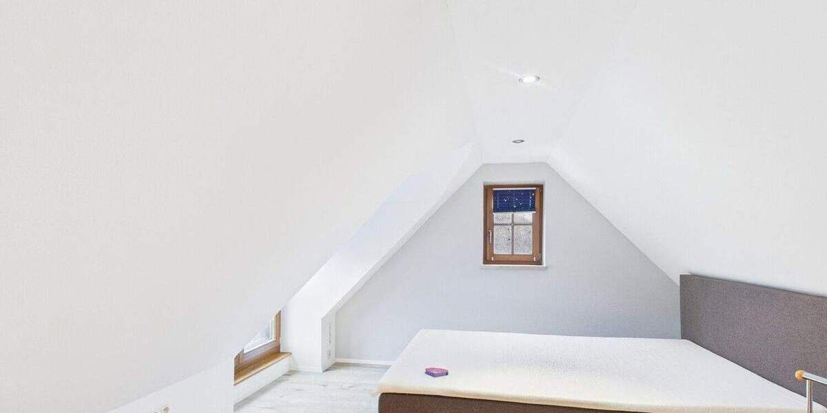 Einfamilienhaus Burgebrach / Ampferbach Ampferbach - 8 Zimmer, 223 m&sup2;, 985.000&euro; | Angebot:25741935