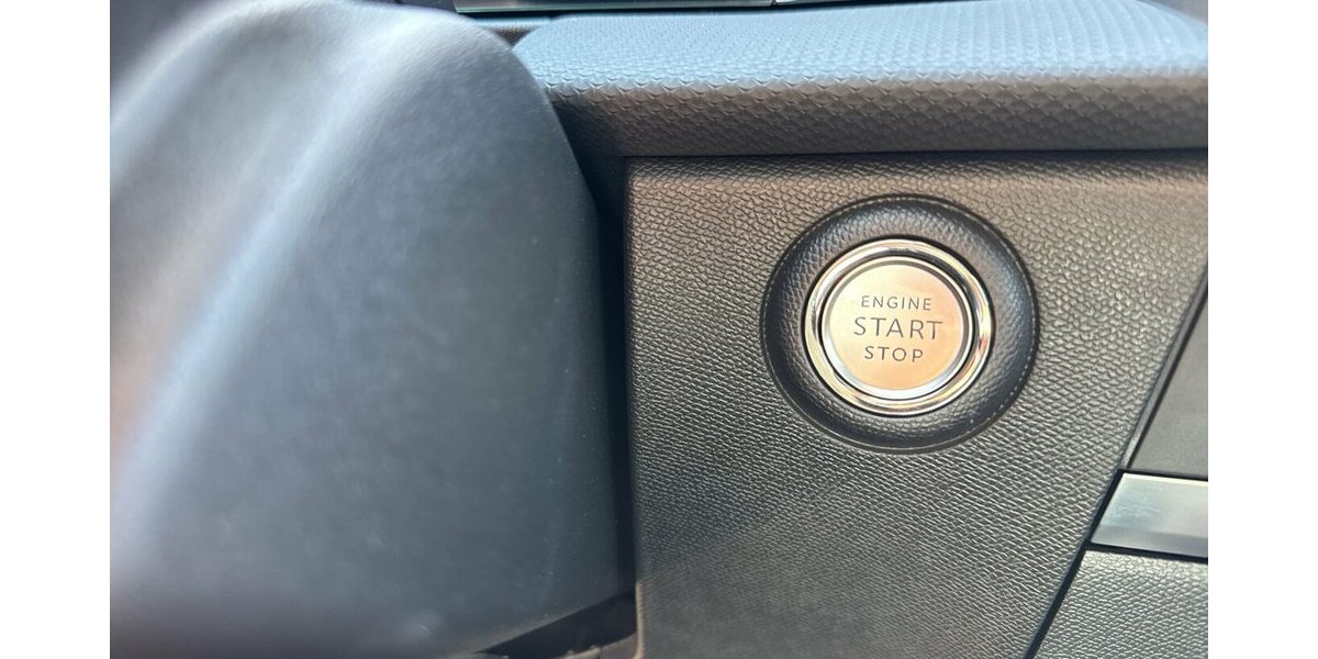 Opel Astra L ST GS *AHK/Head-up/Navi/LED/Winterpaket/36 12.495 km 24.480 &euro; Bamberg 96052