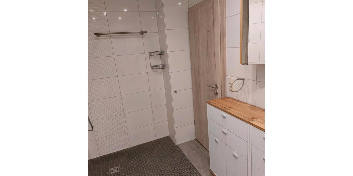 Hochparterre Hallerndorf - 2 Zimmer, 90 m&sup2;, 950&euro; | Angebot:25931426
